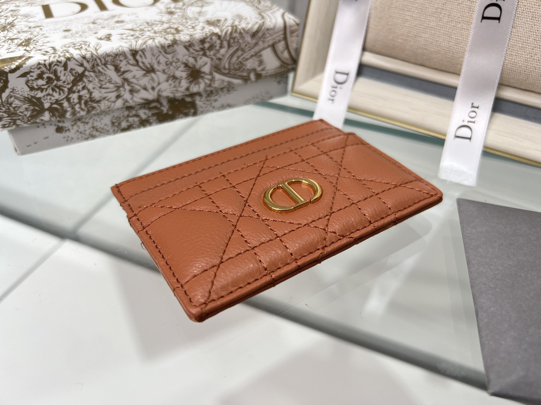 D10r Caro Five-slot Card Holder