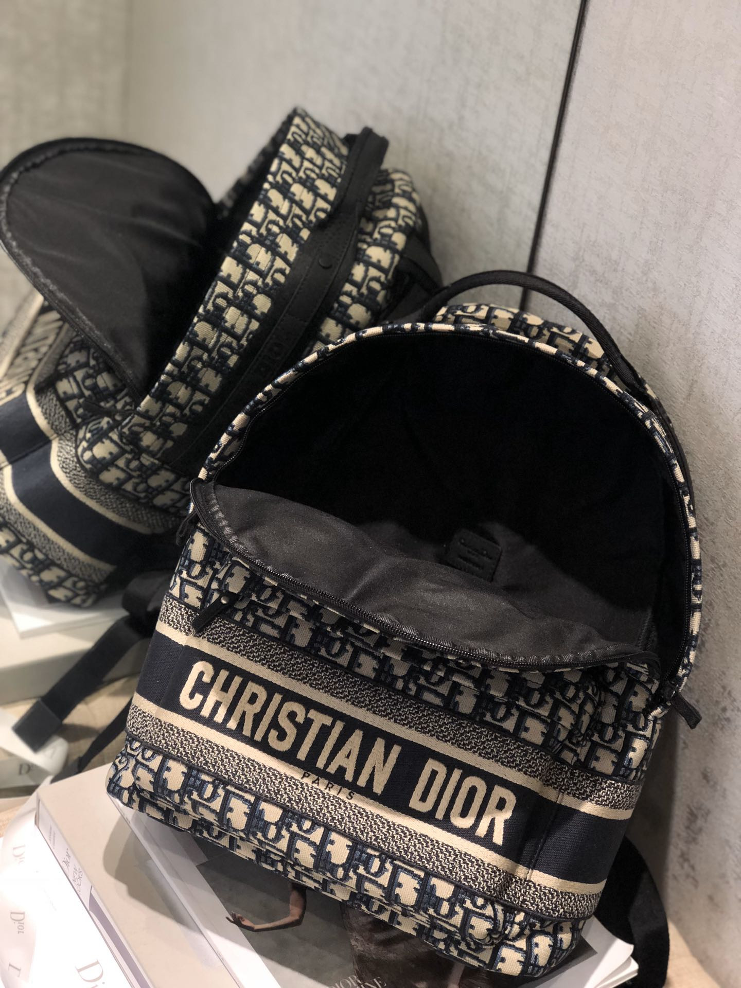 D10r Backpack
