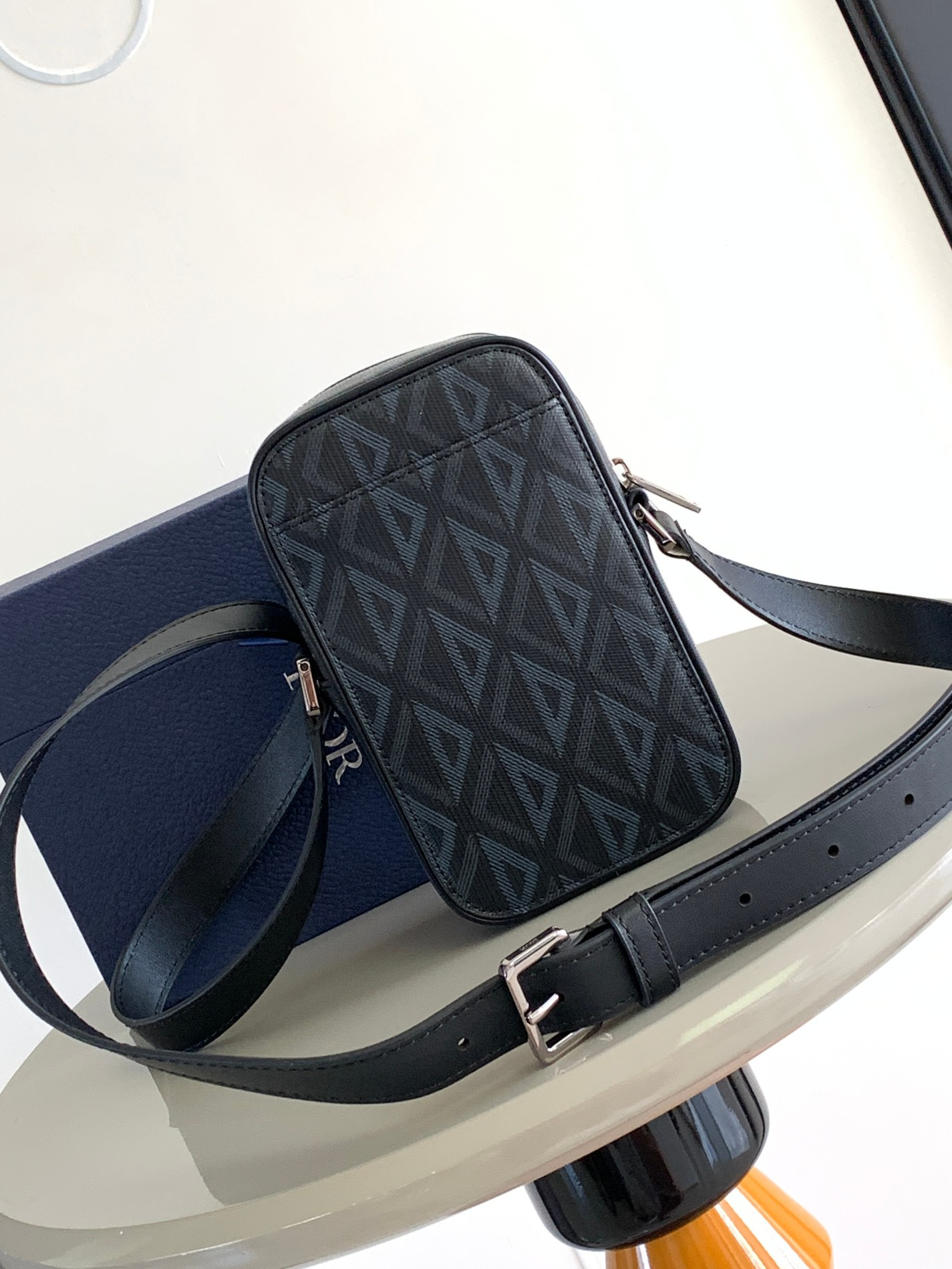 D10r Hit The Road Bag