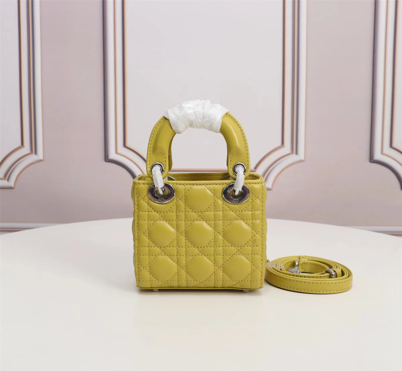 Lady D10r Micro Bag