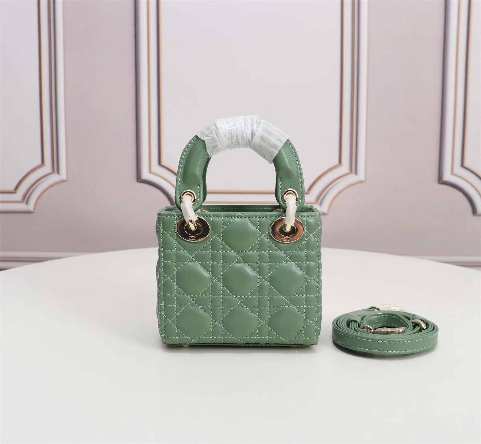 Lady D10r Micro Bag