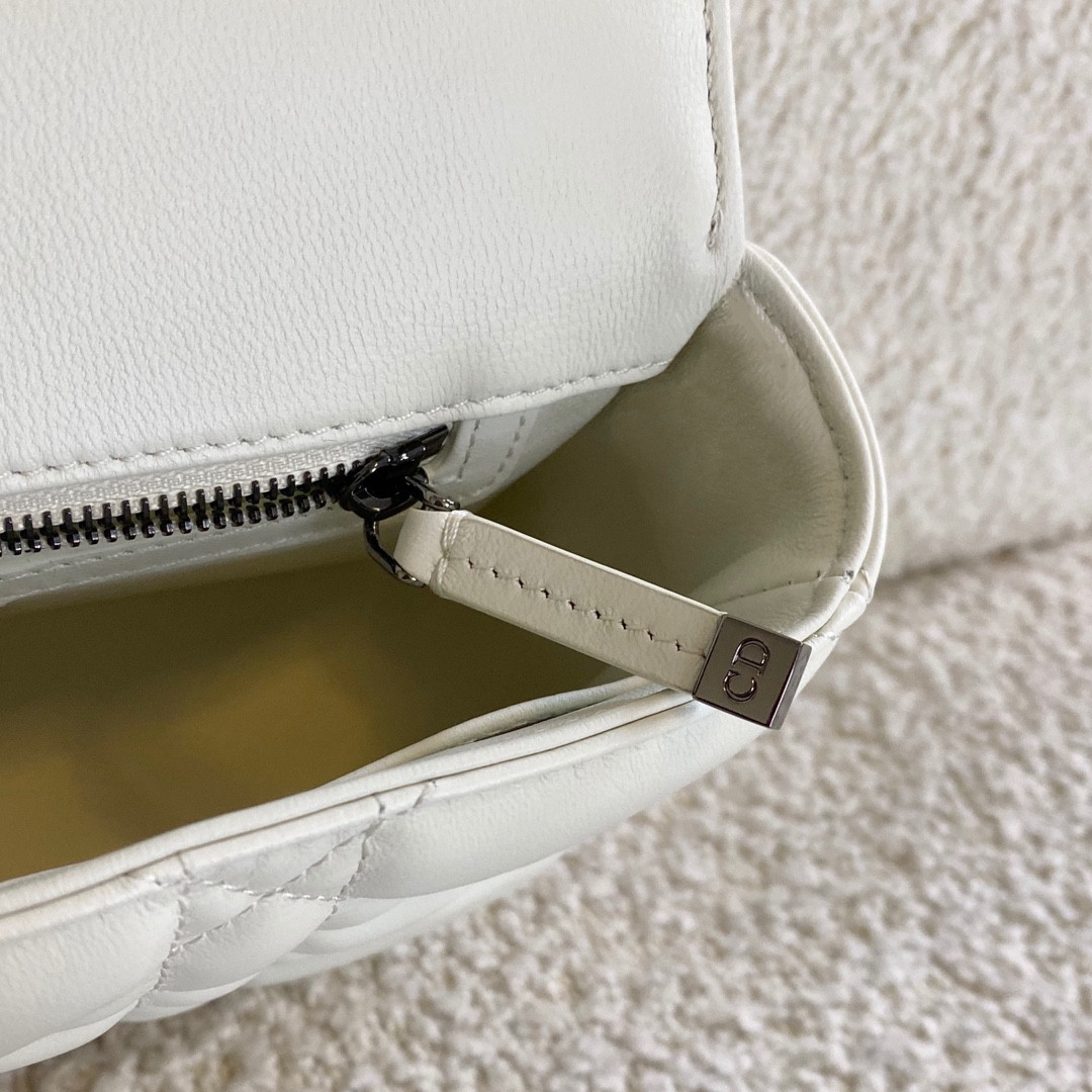 Small D10r Caro Bag