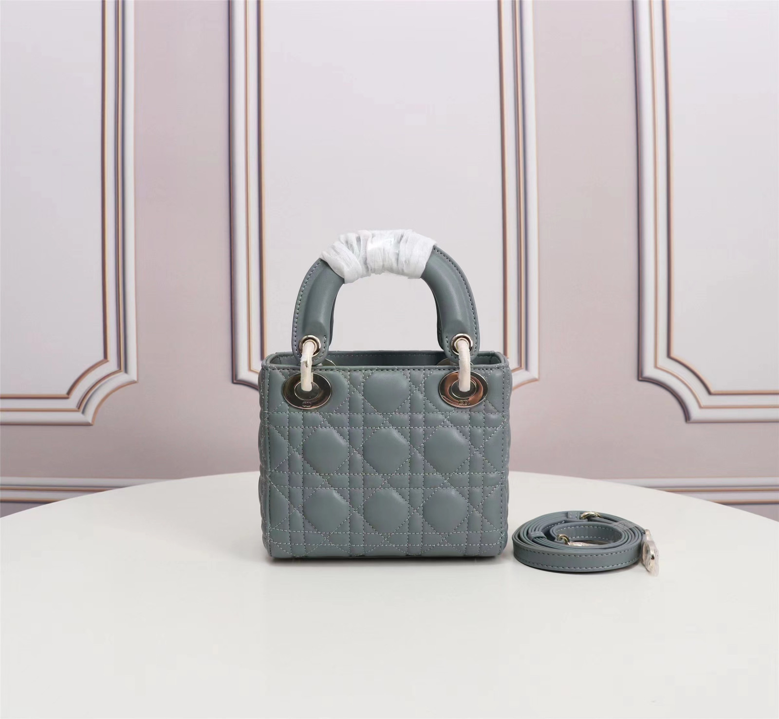 Lady D10r Micro Bag