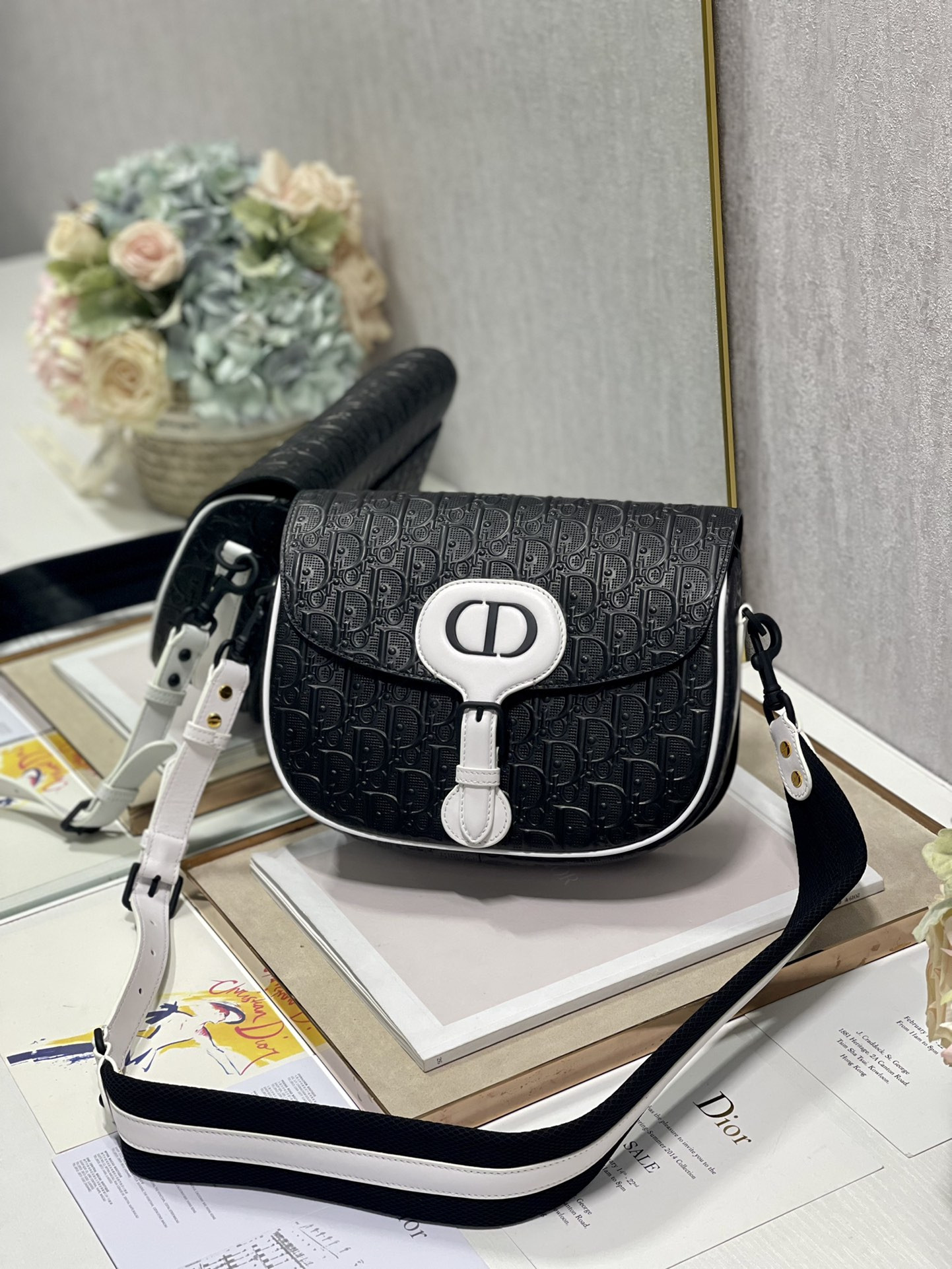 Large D10r Bobby Bag