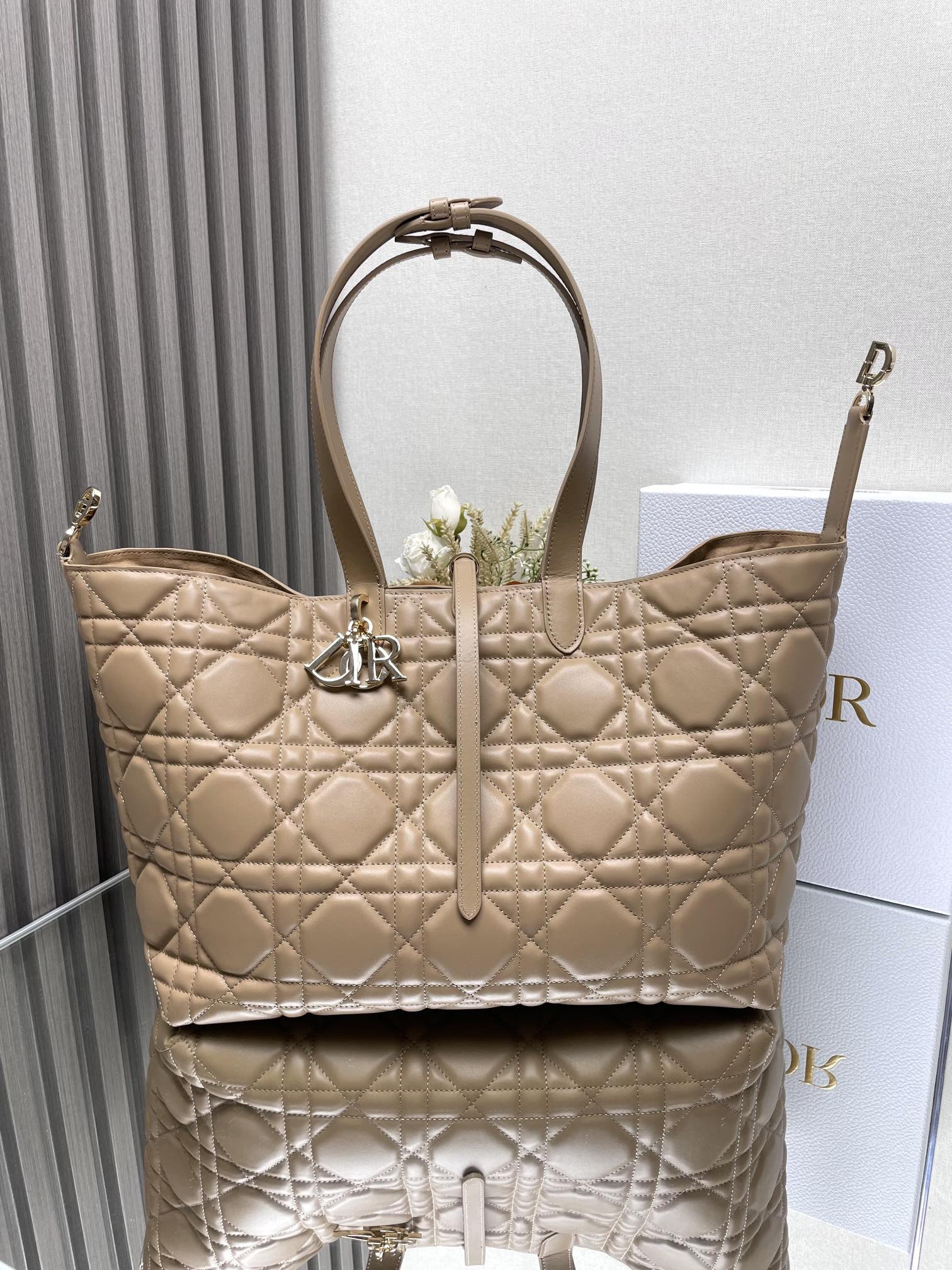 D10r Toujours Bag
