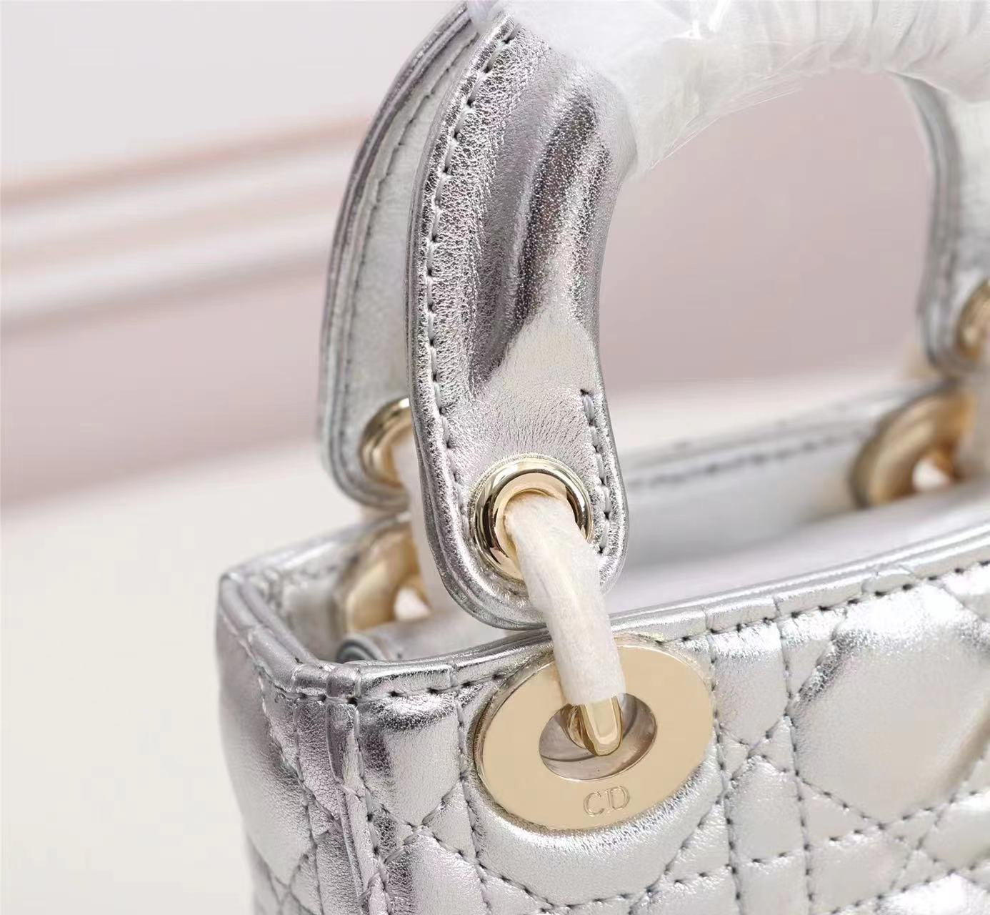Lady D10r Micro Bag