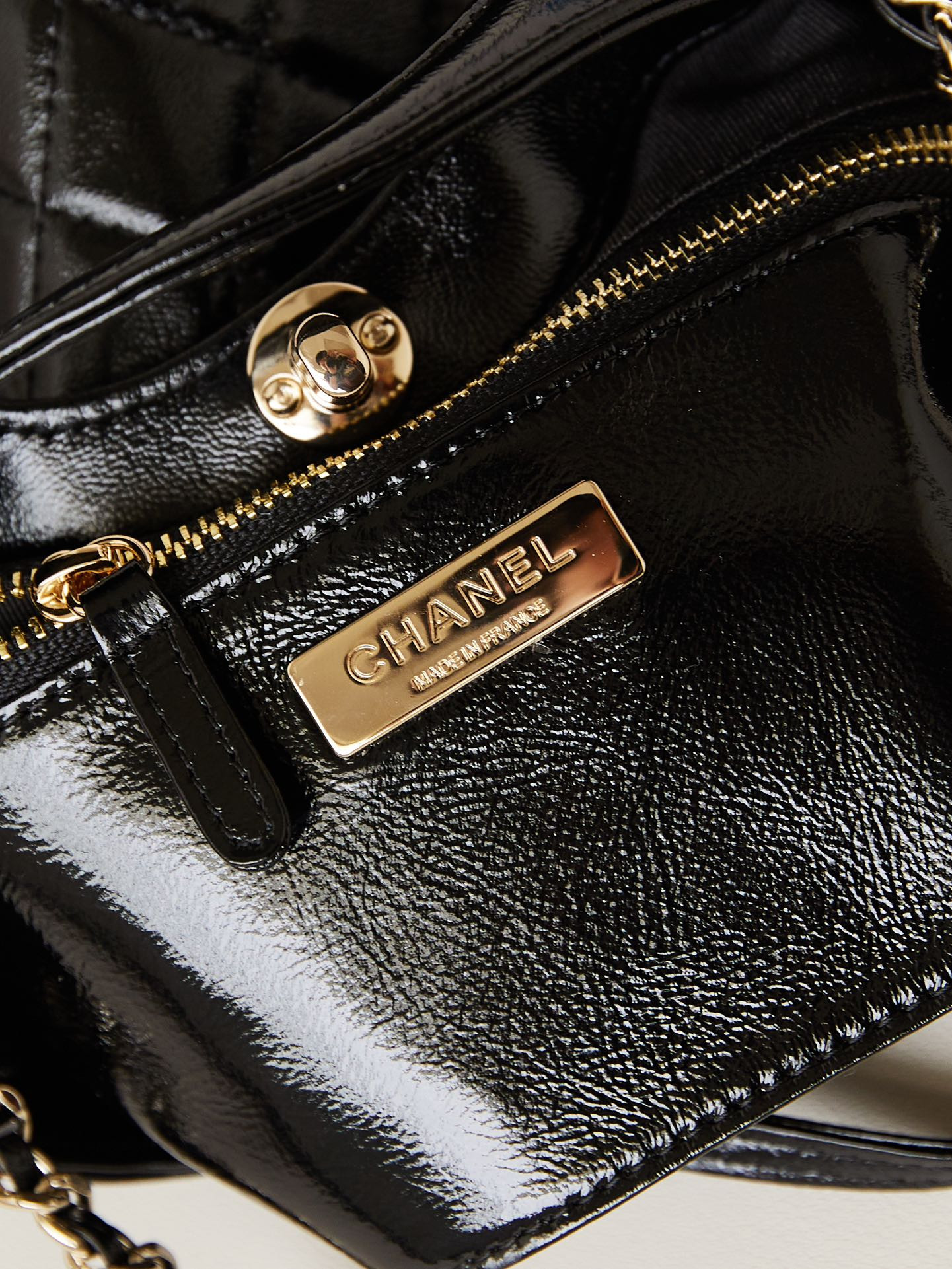 Ch**el 24s 31 Bag