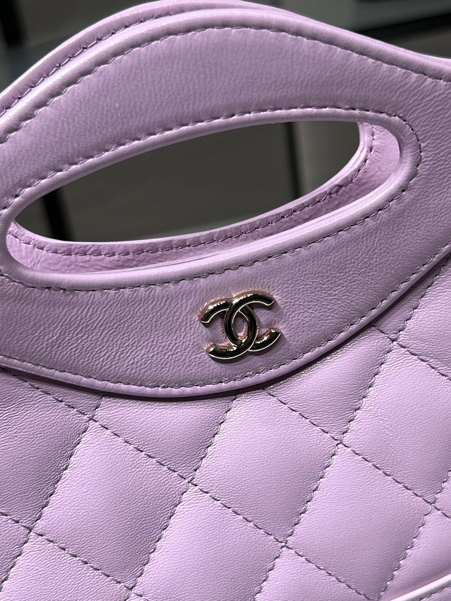 Ch**el 24s 31 Bag