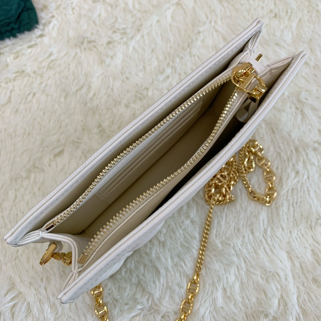 D10r Caro Zipped Pouch With Chain