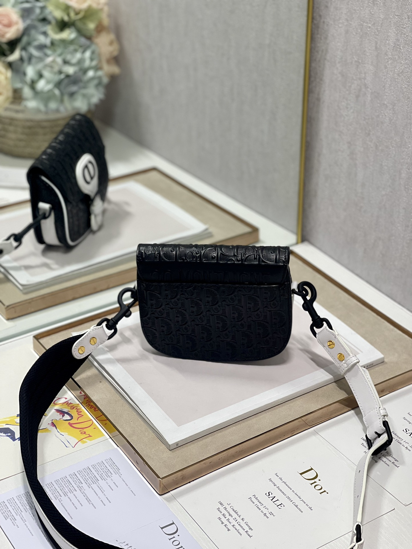 Small D10r Bobby Bag