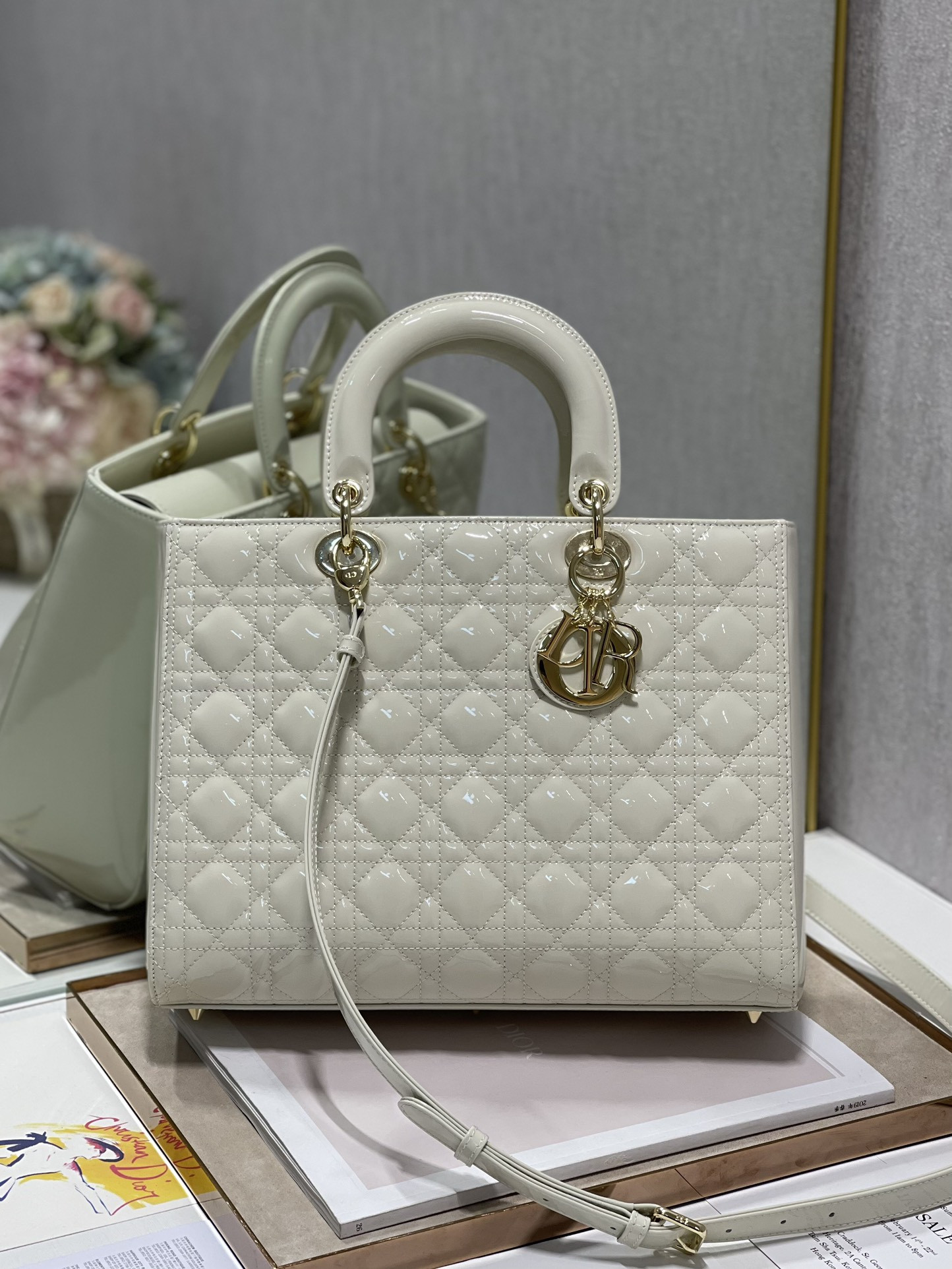 Large Lady D10r Bag