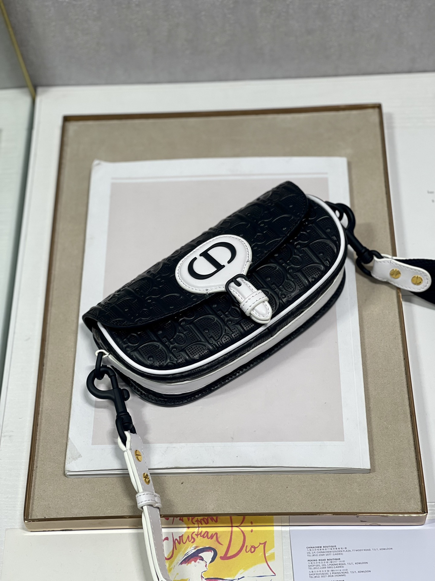 D10r Bobby East-west Bag