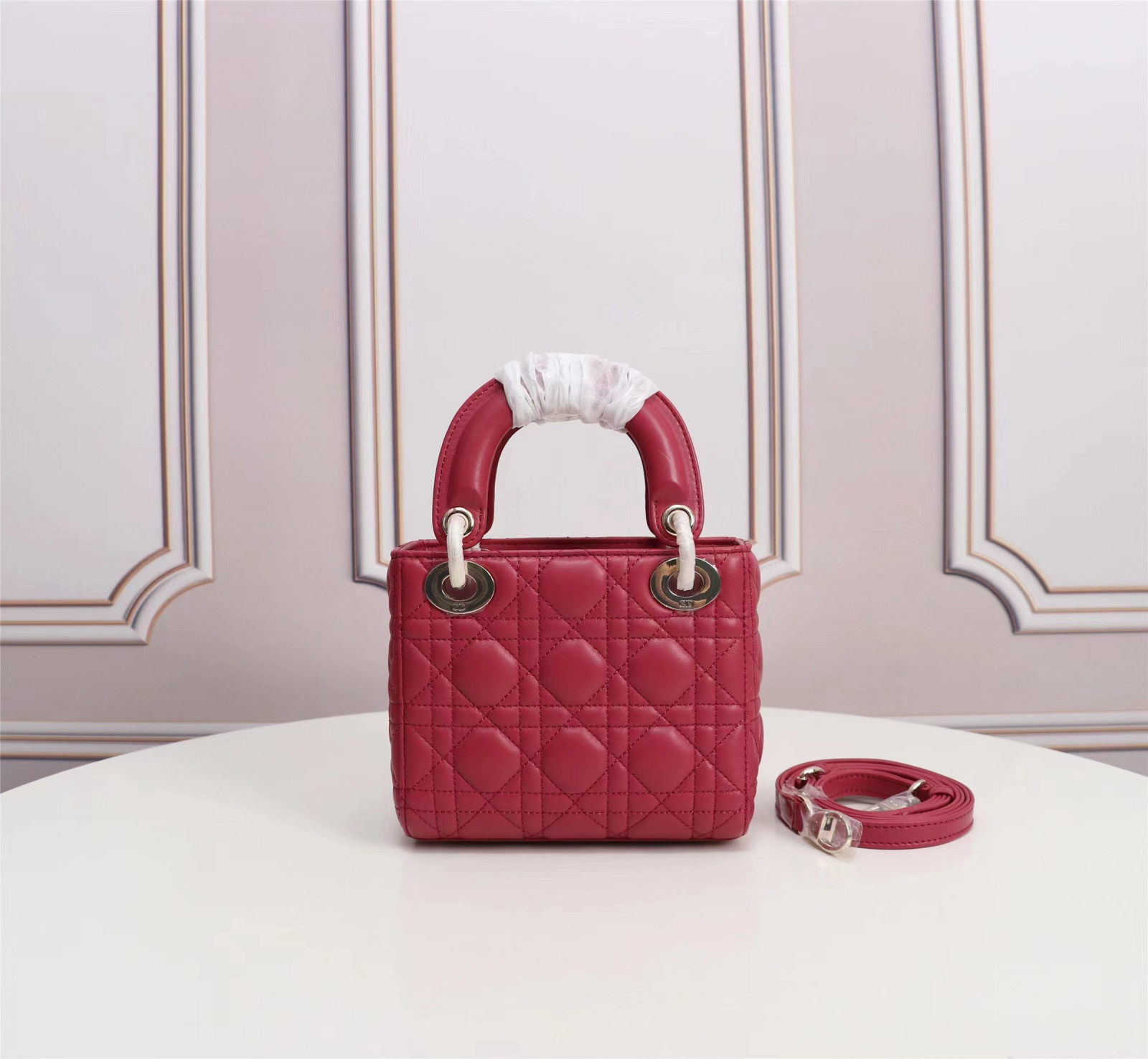 Lady D10r Micro Bag