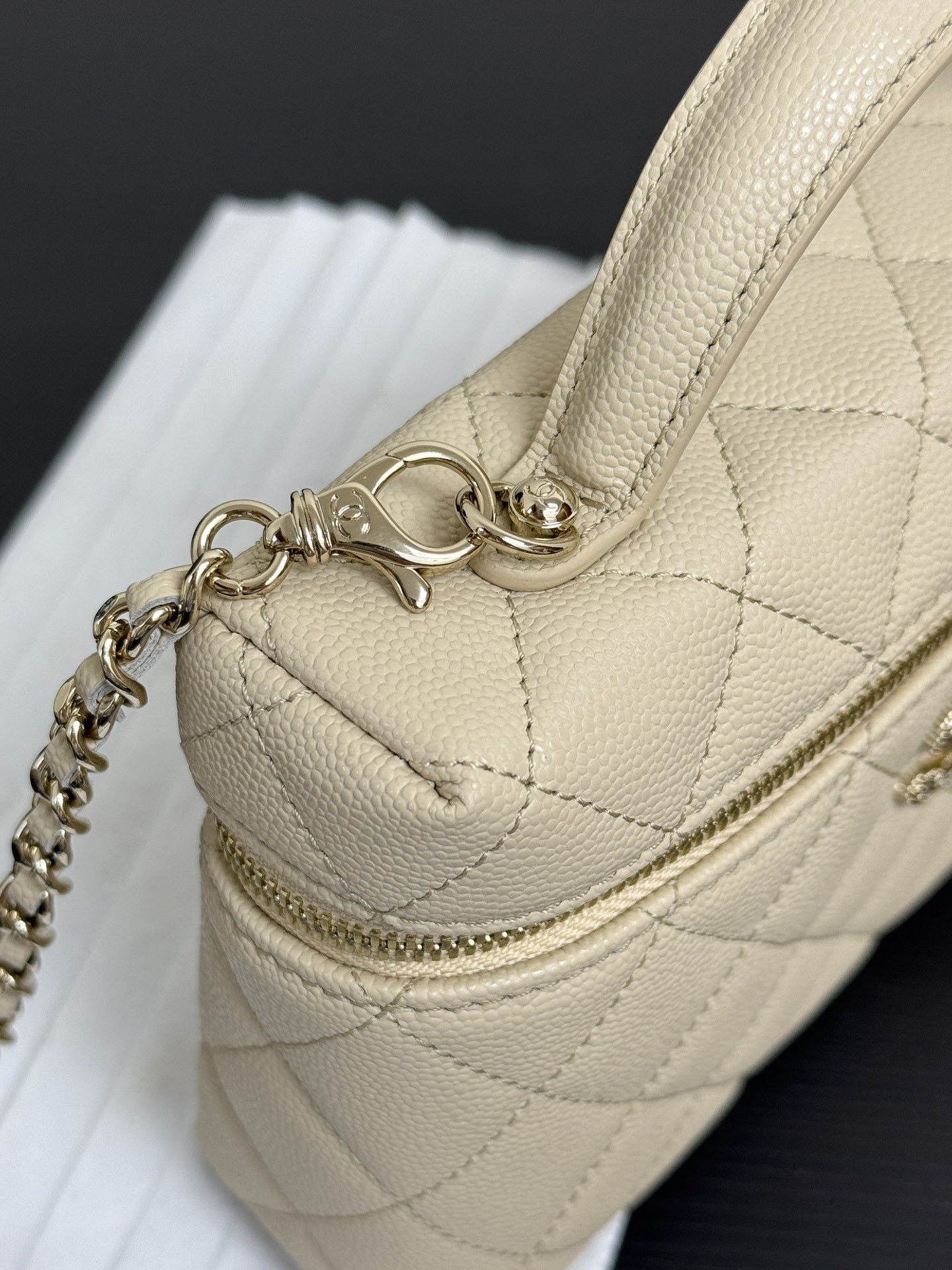 Ch**el 25c Lp Bag 19cm