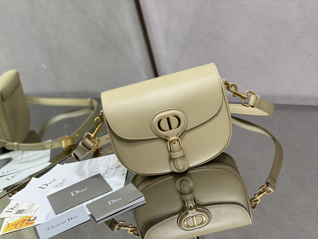 Medium D10r Bobby Bag