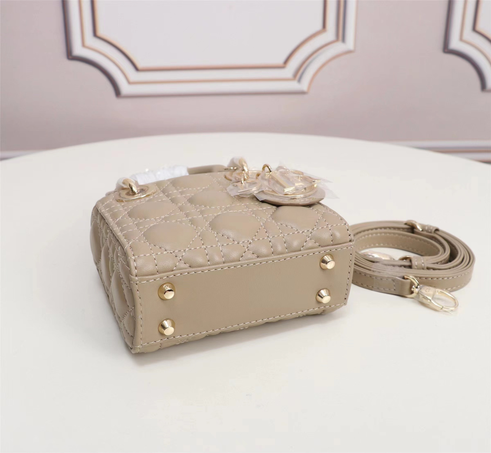 Lady D10r Micro Bag