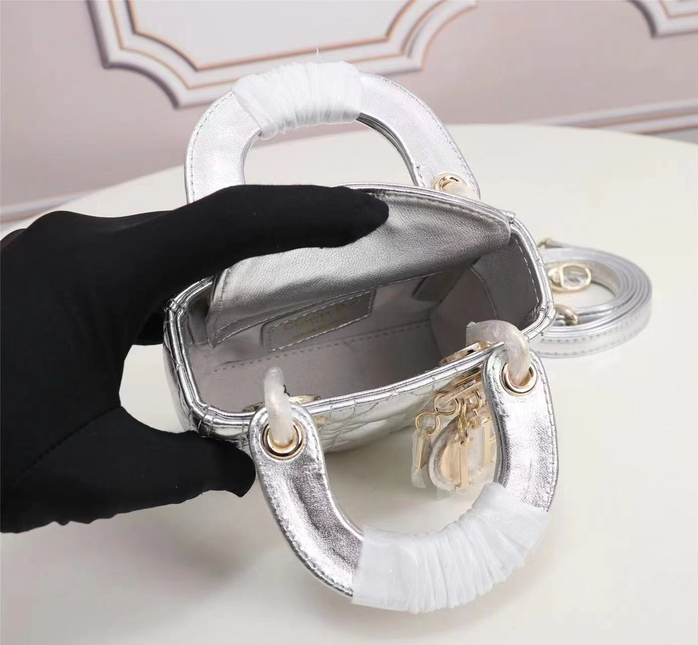 Lady D10r Micro Bag