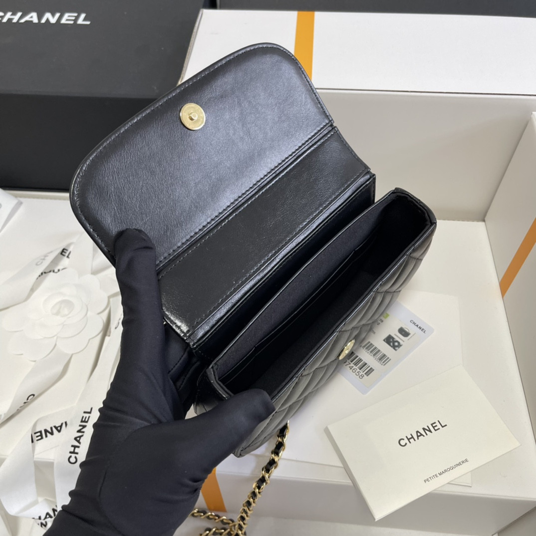 Ch**el Bag