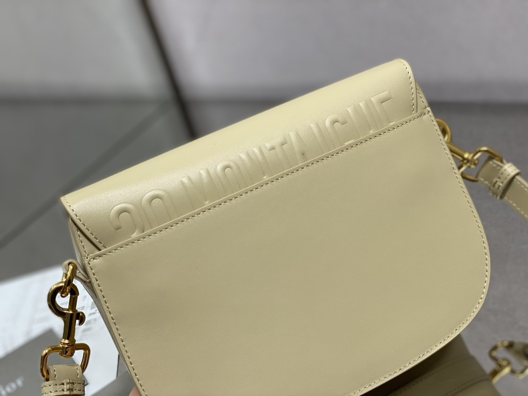 Medium D10r Bobby Bag