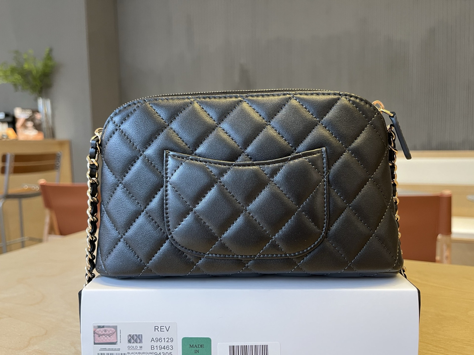 Ch**el Bag 19cm