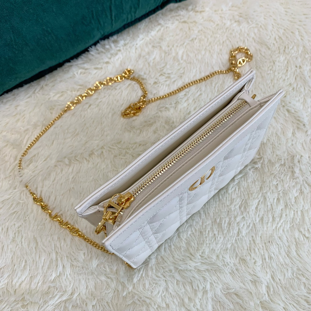 D10r Caro Zipped Pouch With Chain