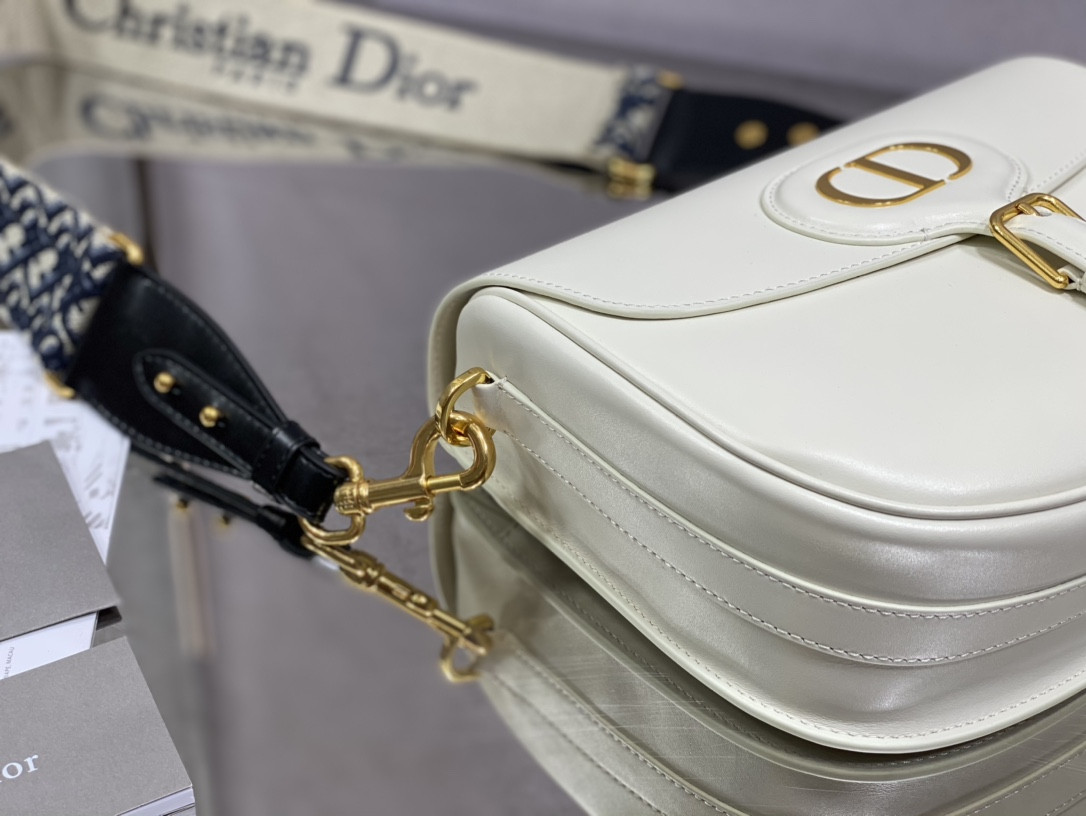 Large D10r Bobby Bag