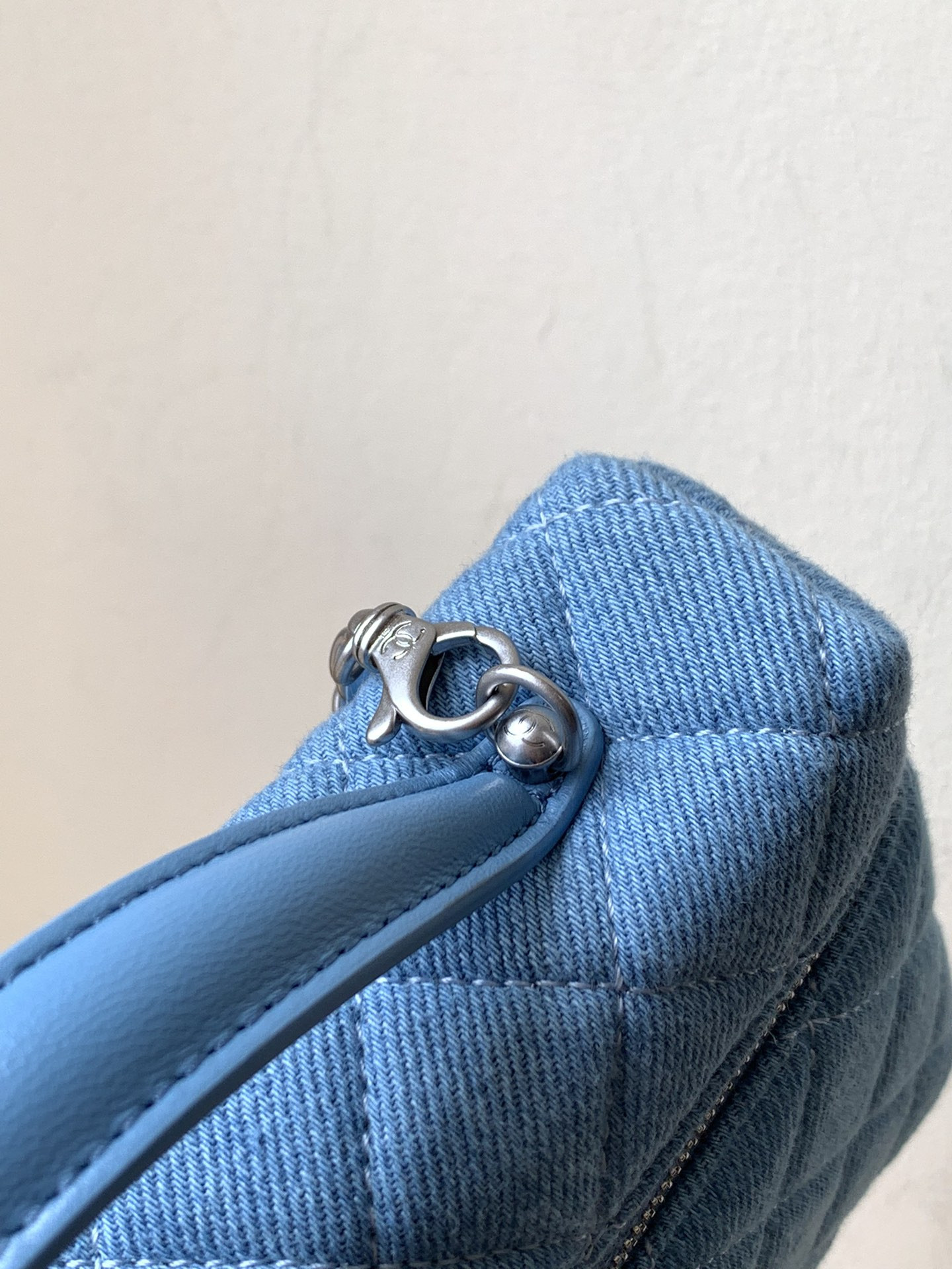 Ch**el 25c Lp Bag