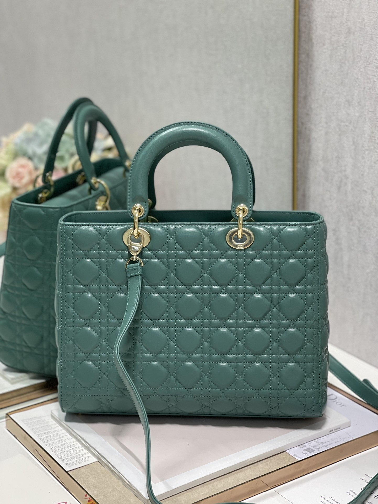 Large Lady D10r Bag