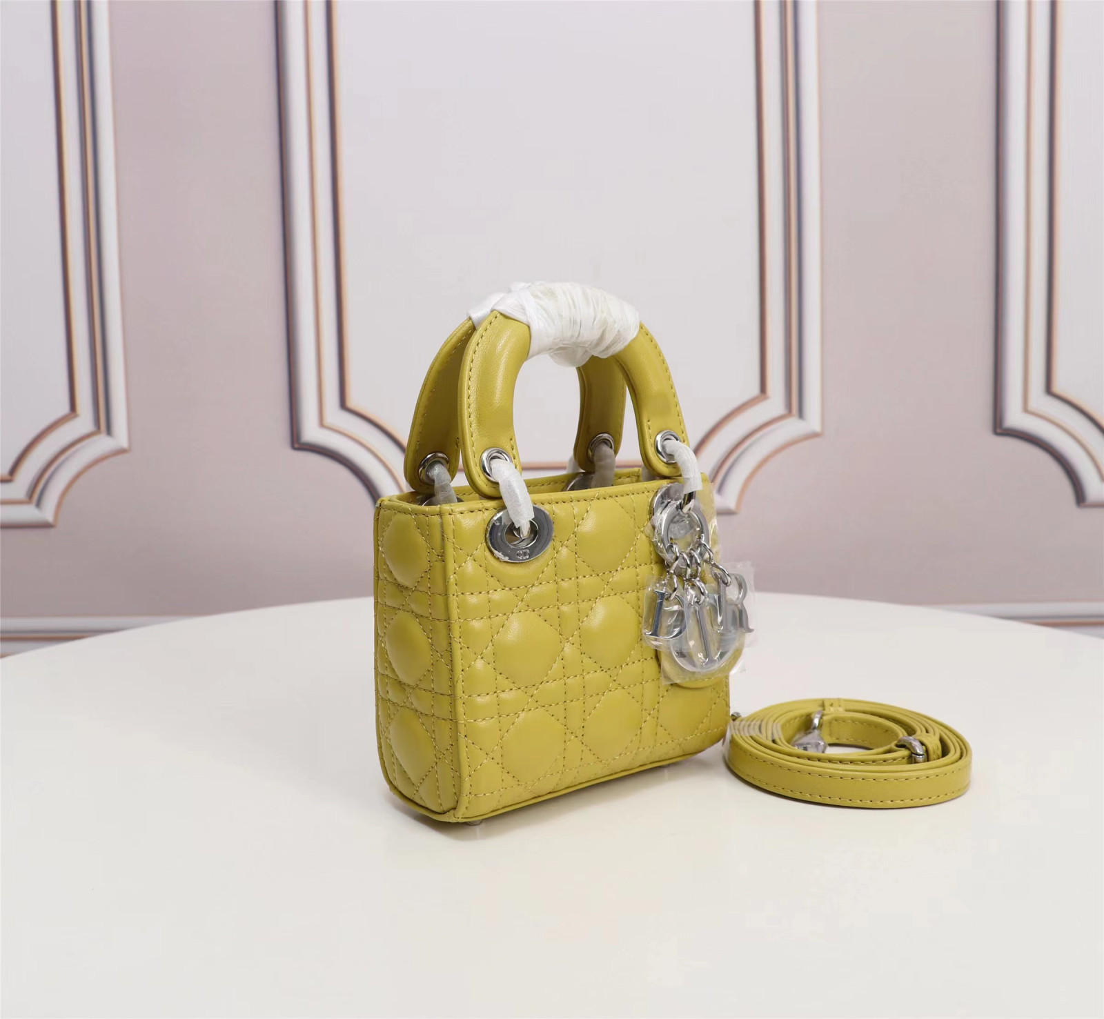 Lady D10r Micro Bag