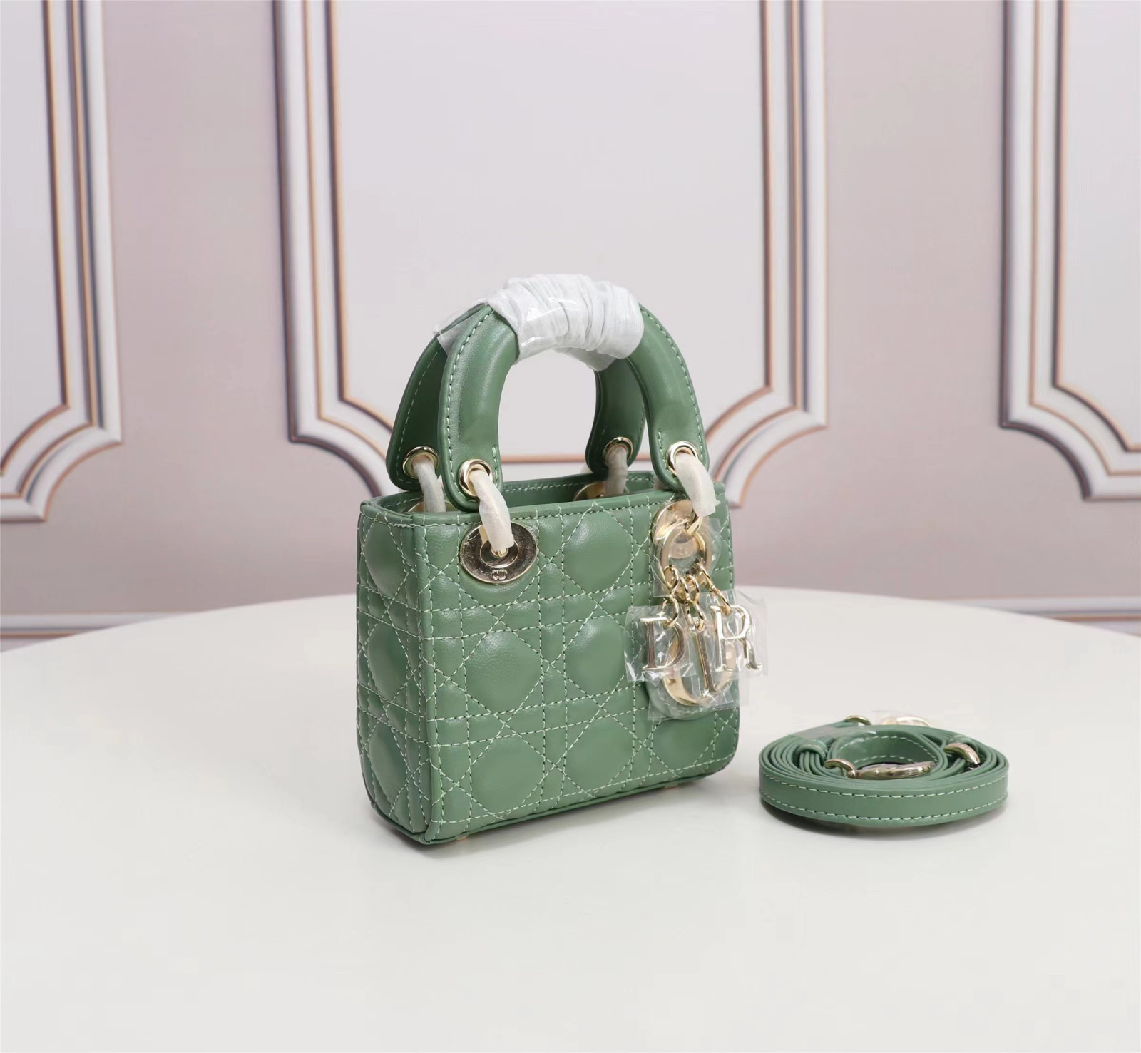 Lady D10r Micro Bag