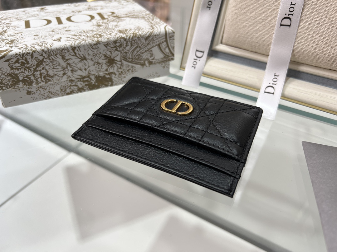 D10r Caro Five-slot Card Holder