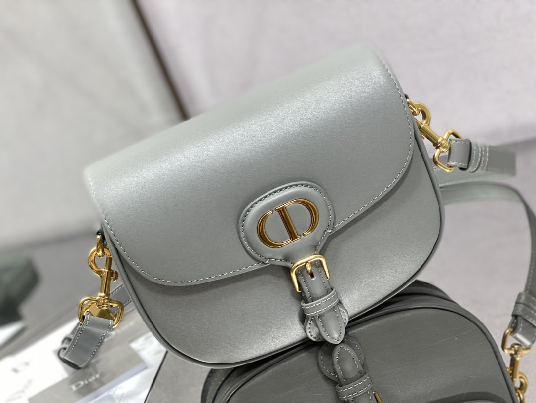 Medium D10r Bobby Bag