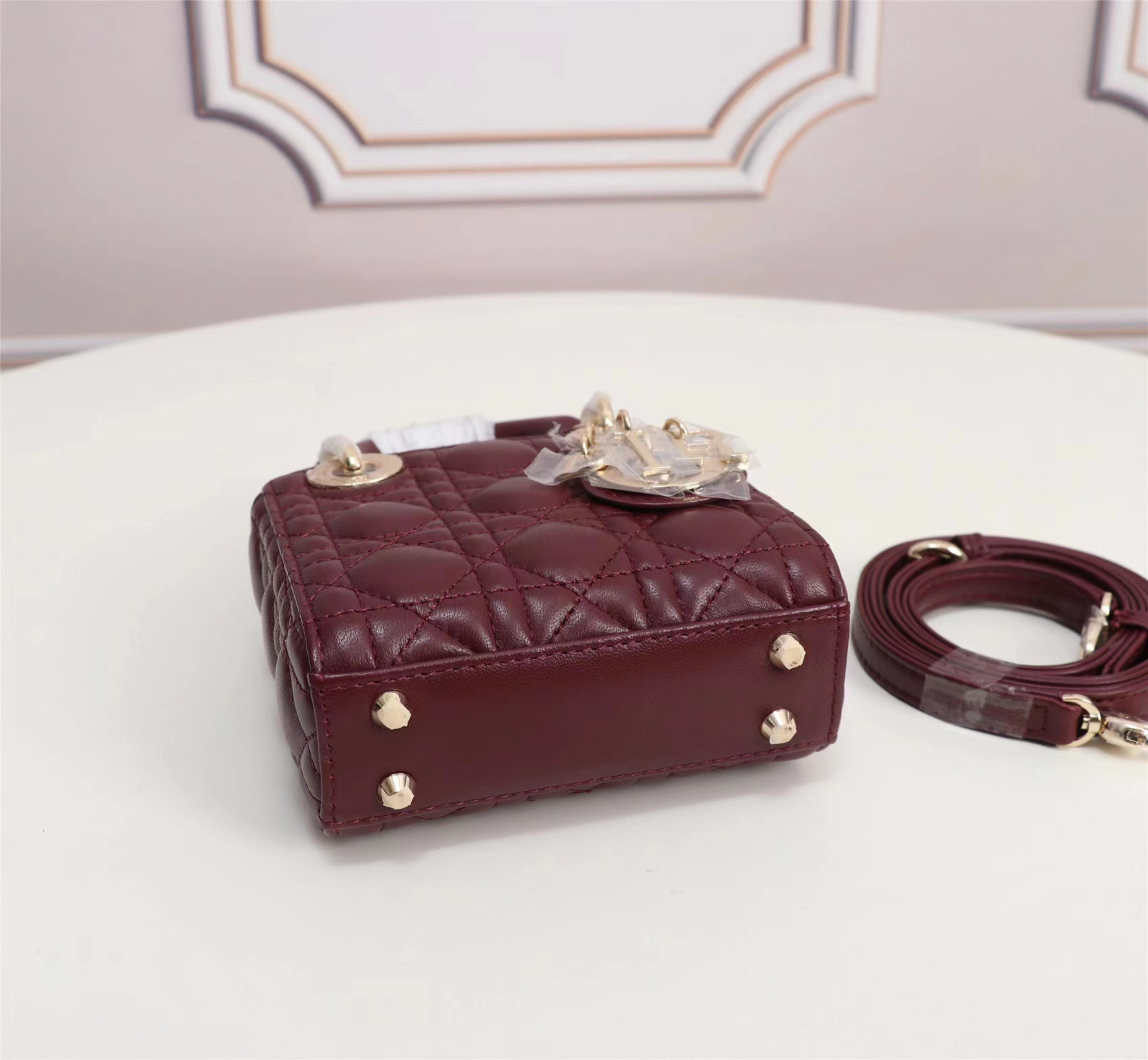 Lady D10r Micro Bag