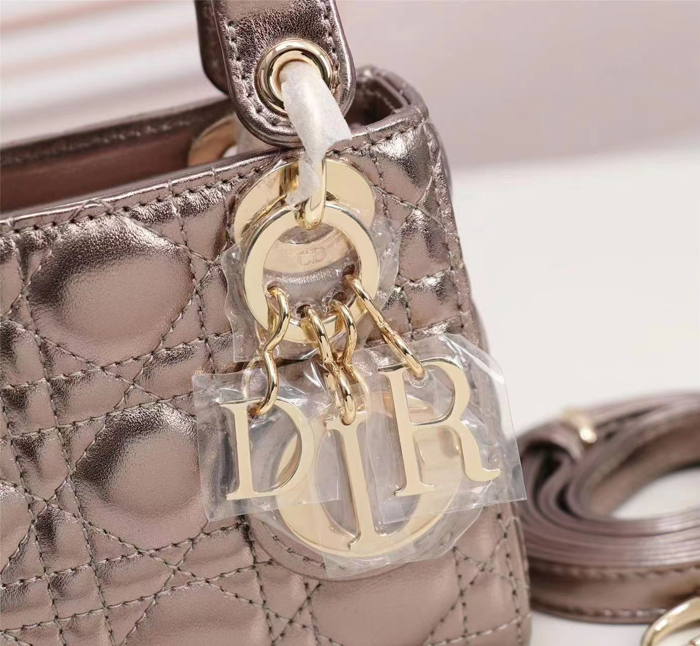 Lady D10r Micro Bag
