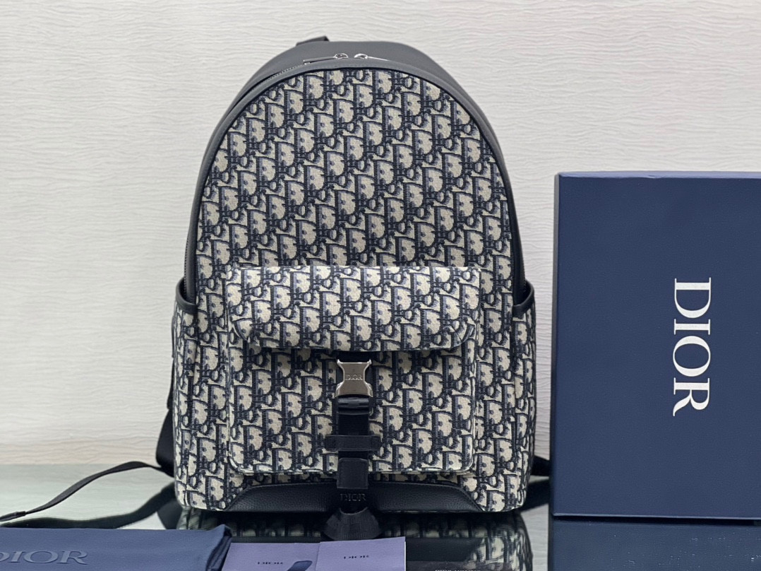 D10r Explorer Backpack