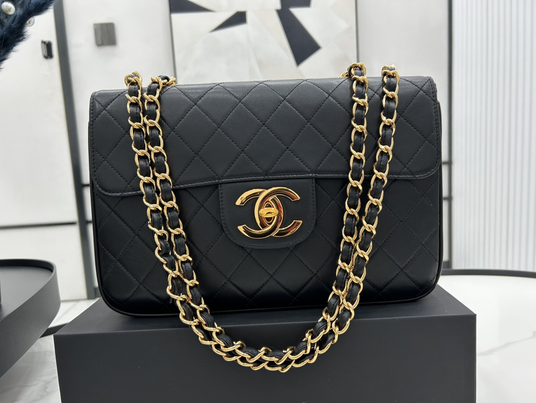 Chanle Flap Bag