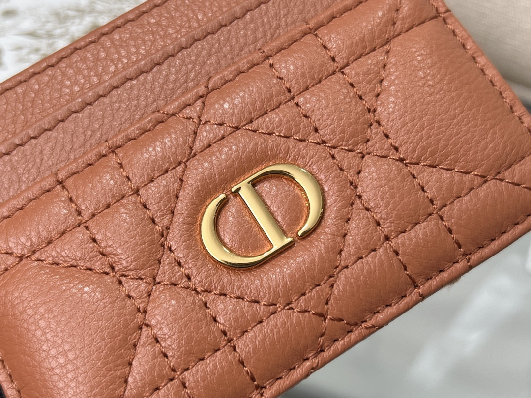 D10r Caro Five-slot Card Holder