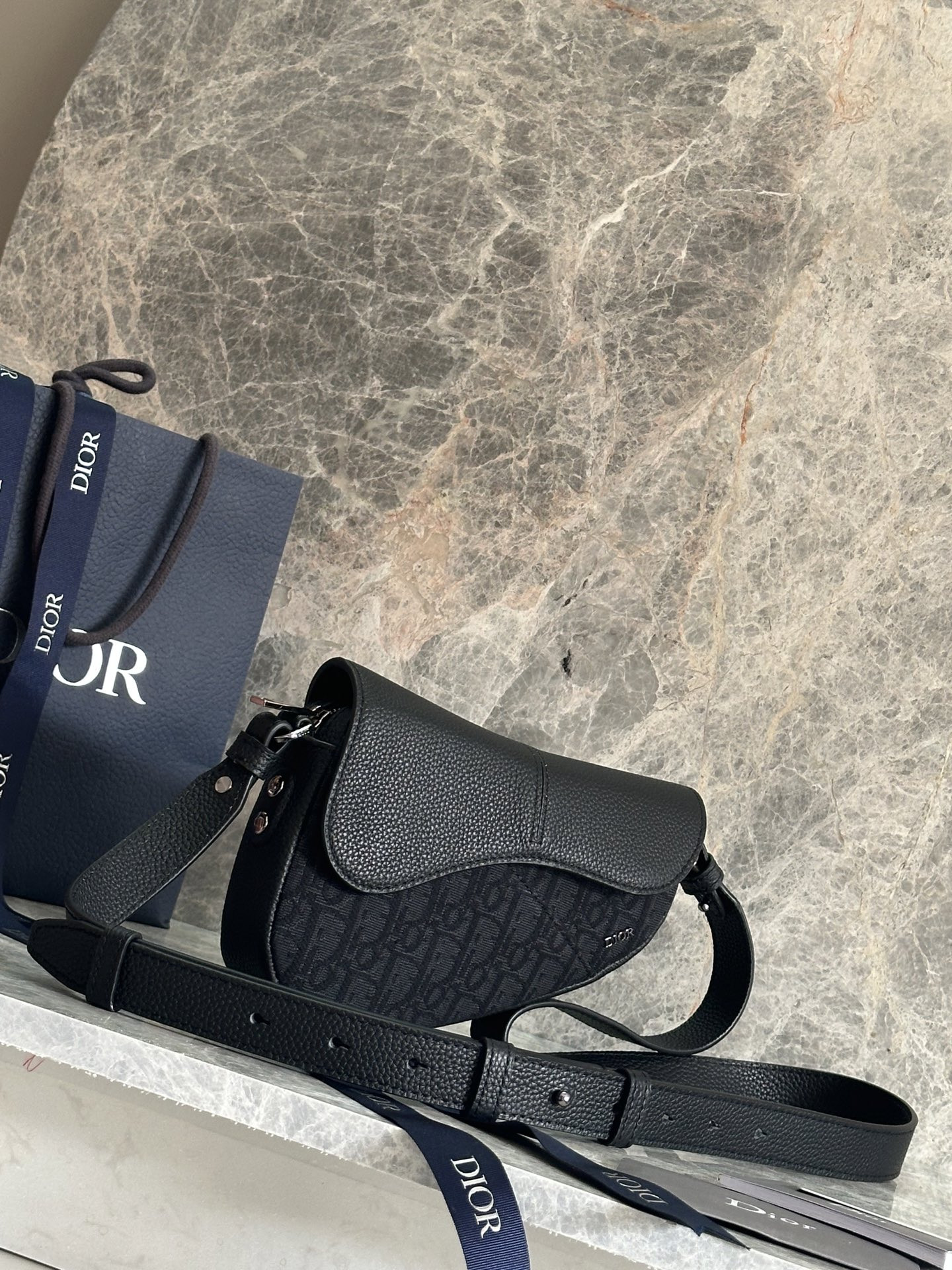 D10r Saddle Bag