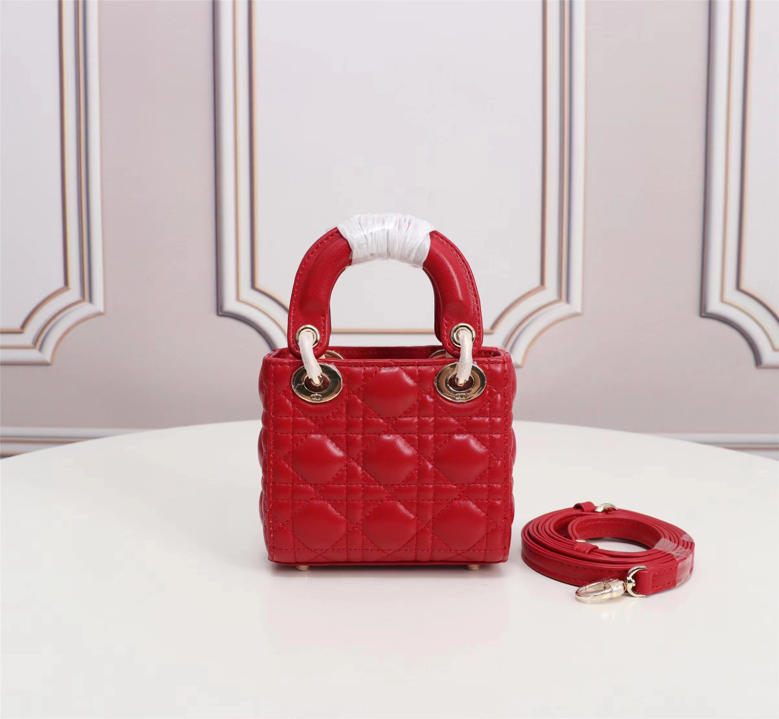 Lady D10r Micro Bag