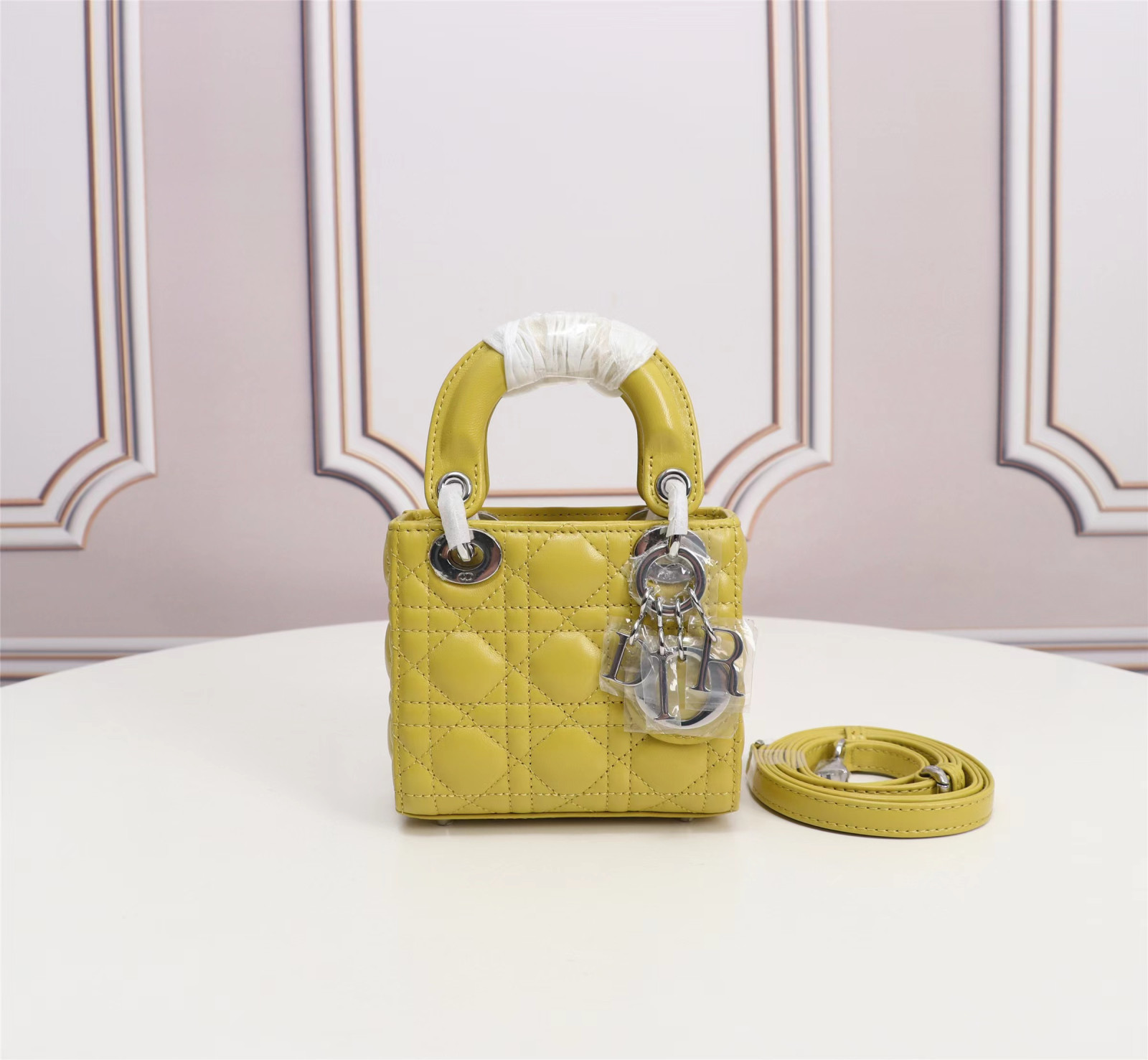 Lady D10r Micro Bag
