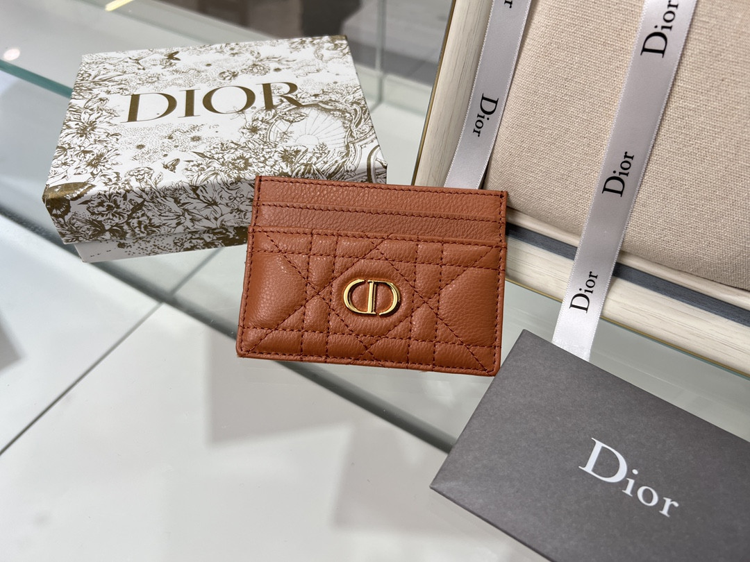 D10r Caro Five-slot Card Holder