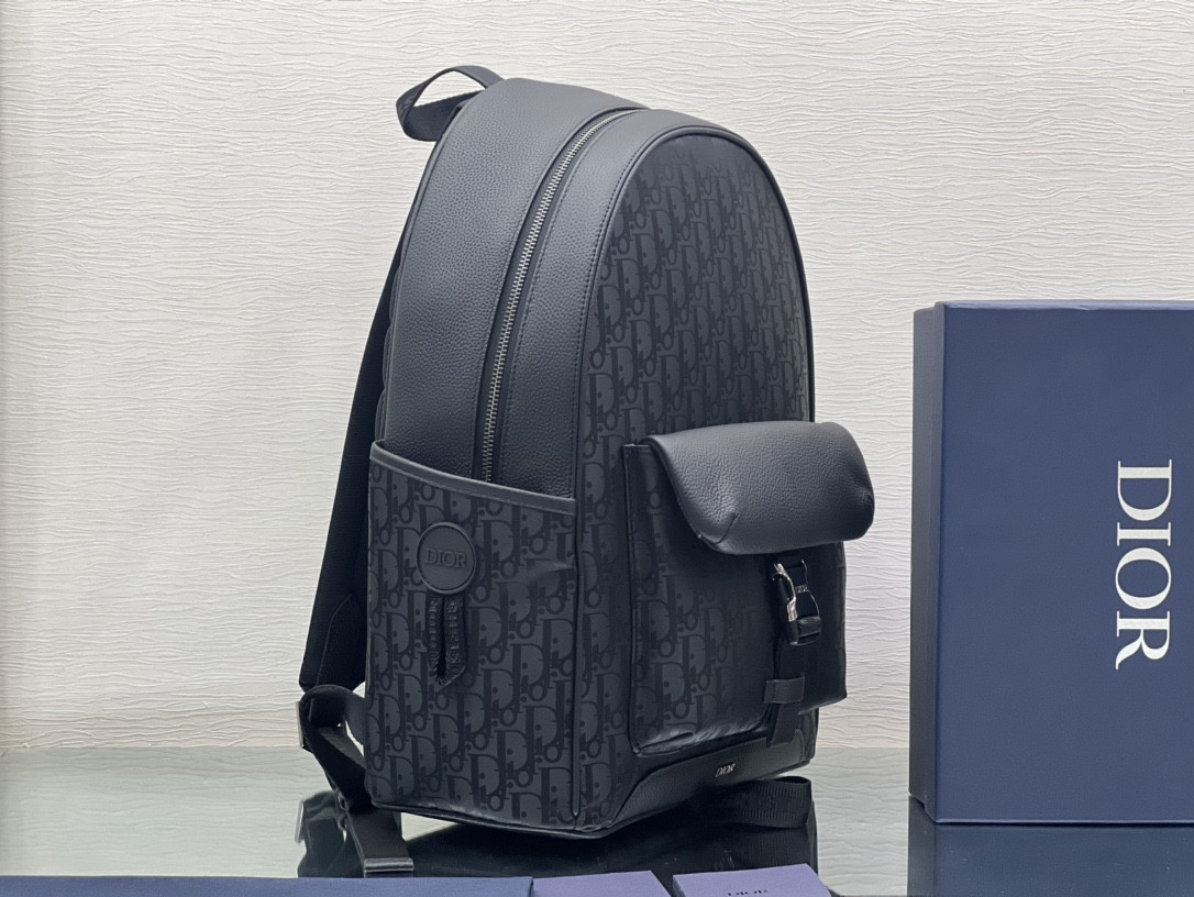 D10r Explorer Backpack