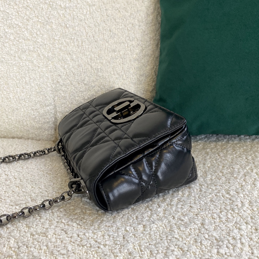 Small D10r Caro Bag