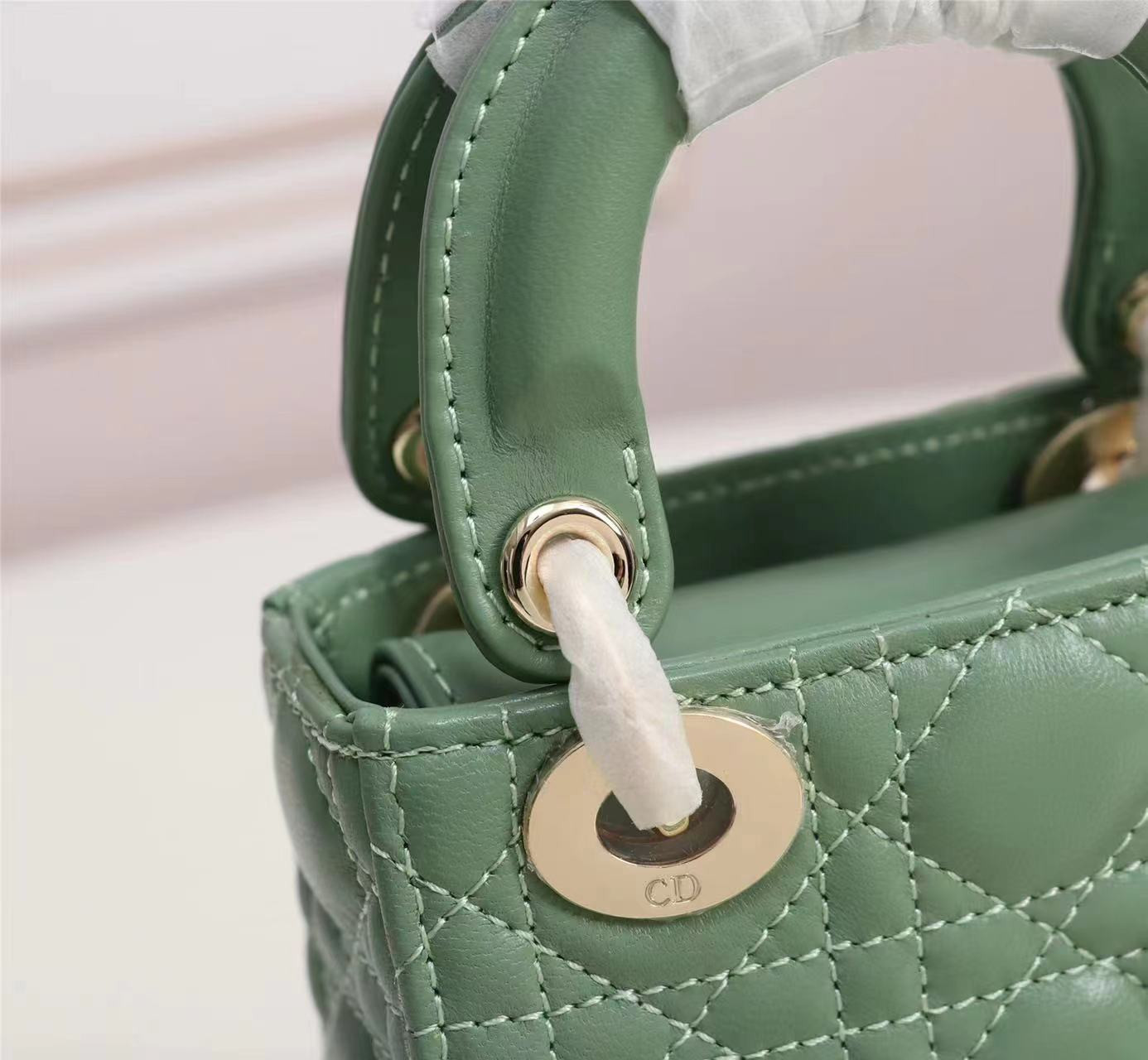 Lady D10r Micro Bag