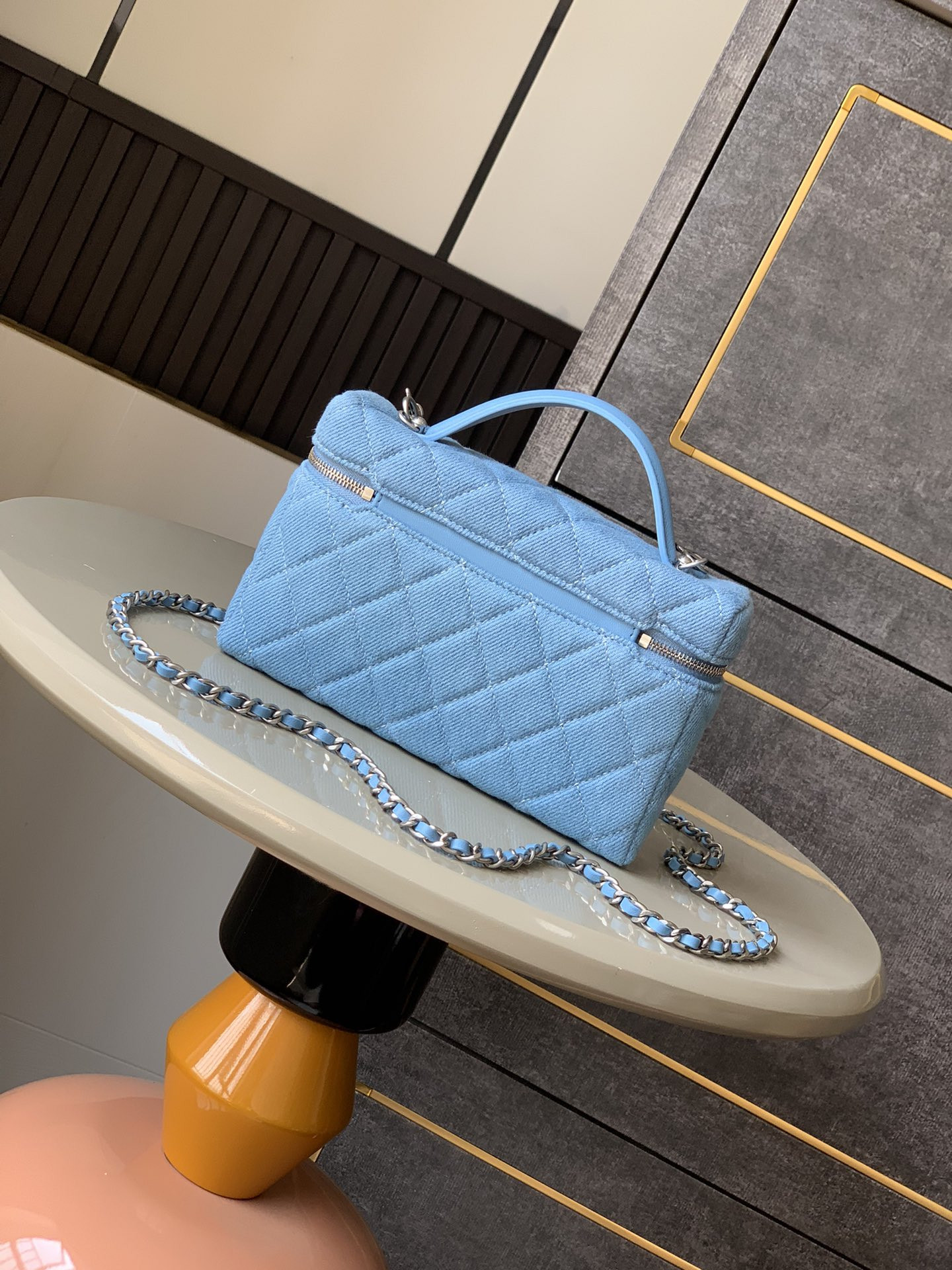 Ch**el 25c Lp Bag