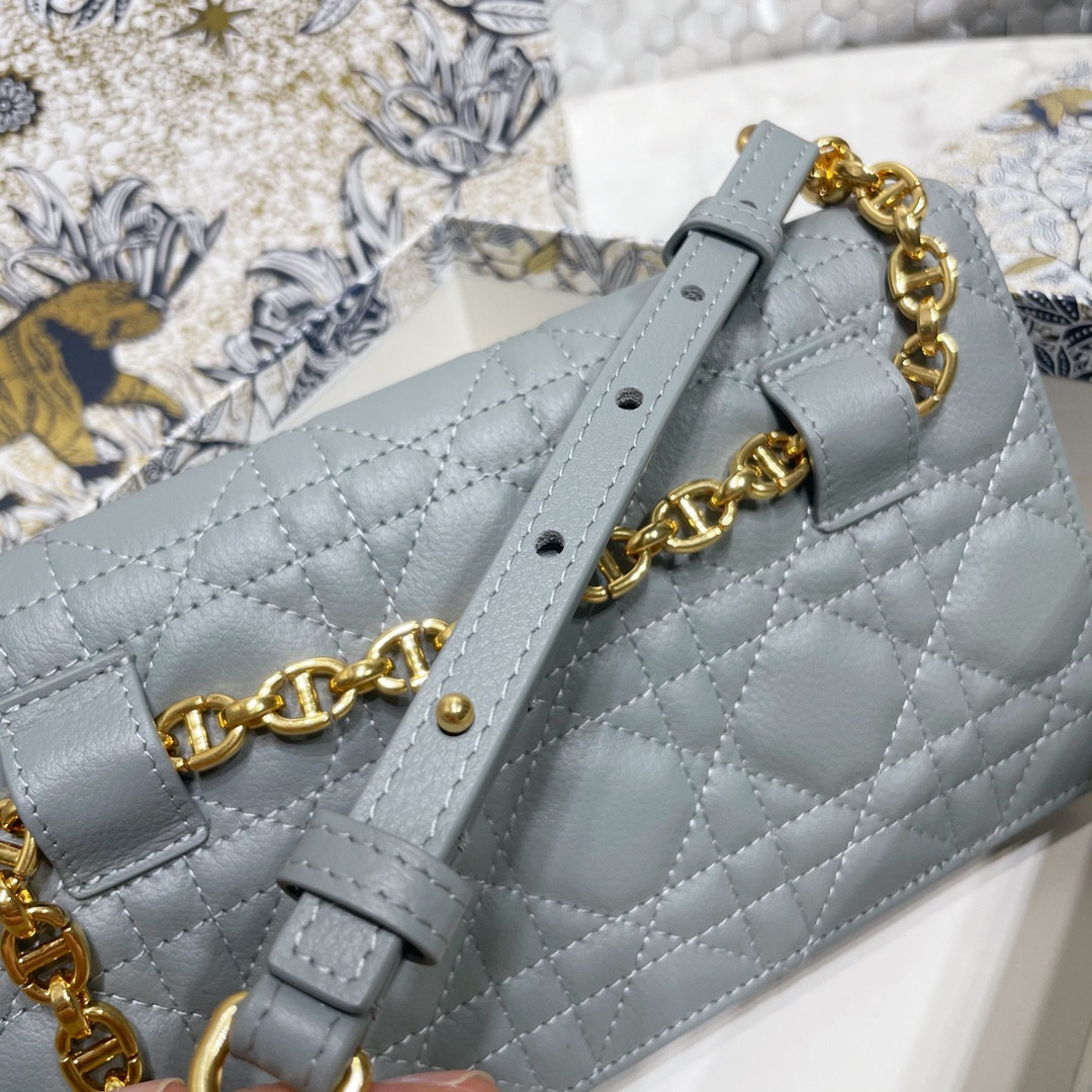 D10r Caro Pouch