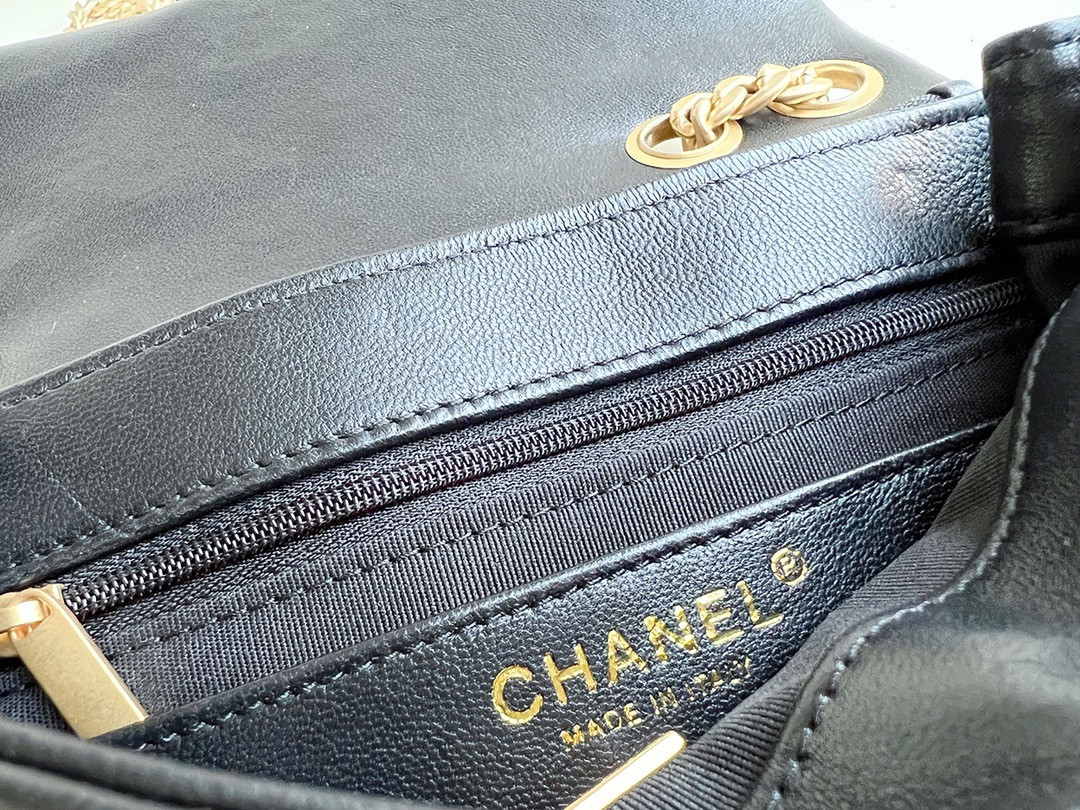 Ch**el 22k Cf