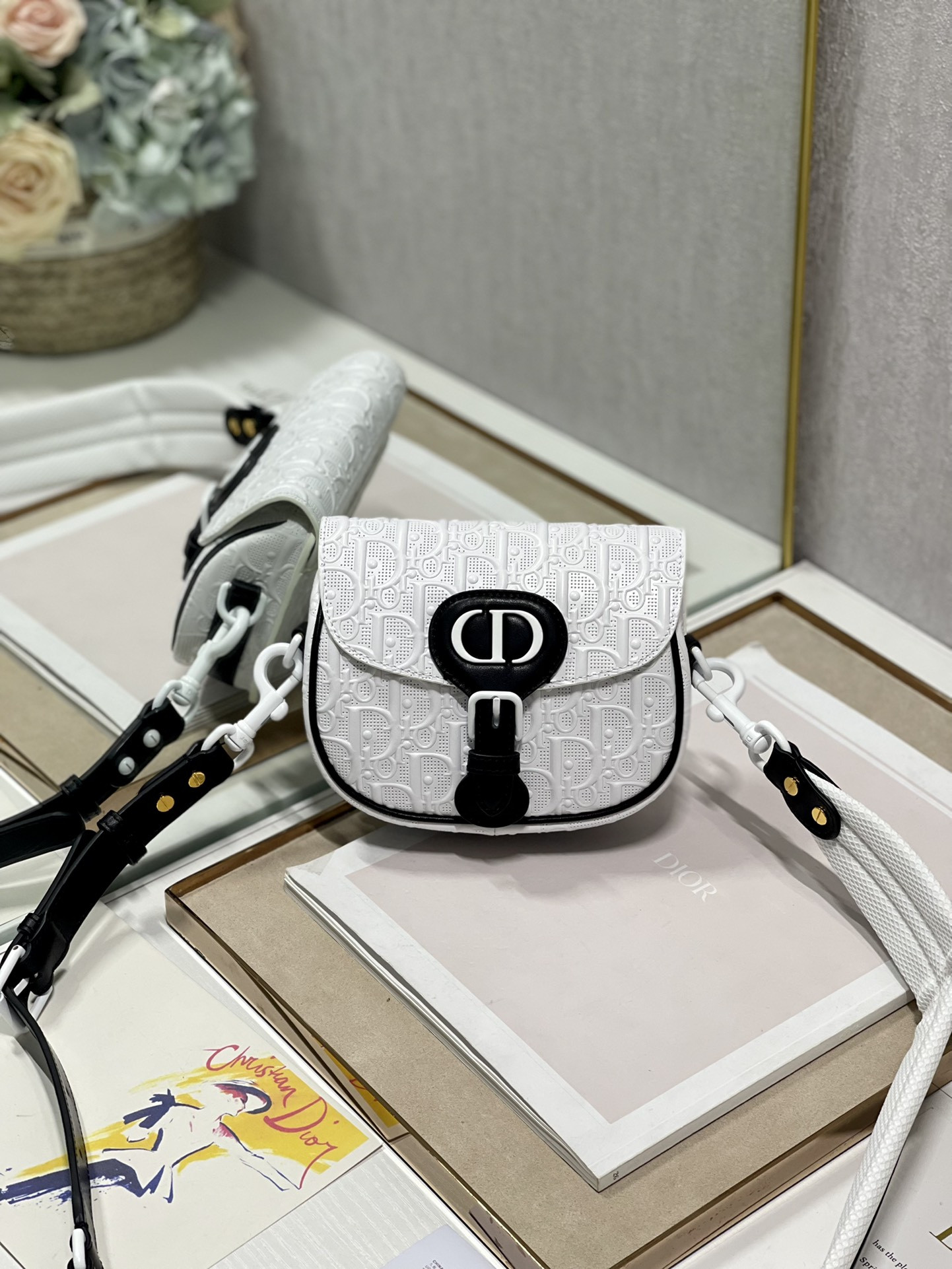 Small D10r Bobby Bag