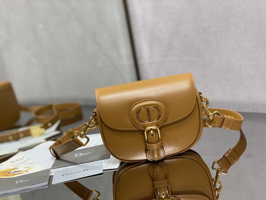 Small D10r Bobby Bag