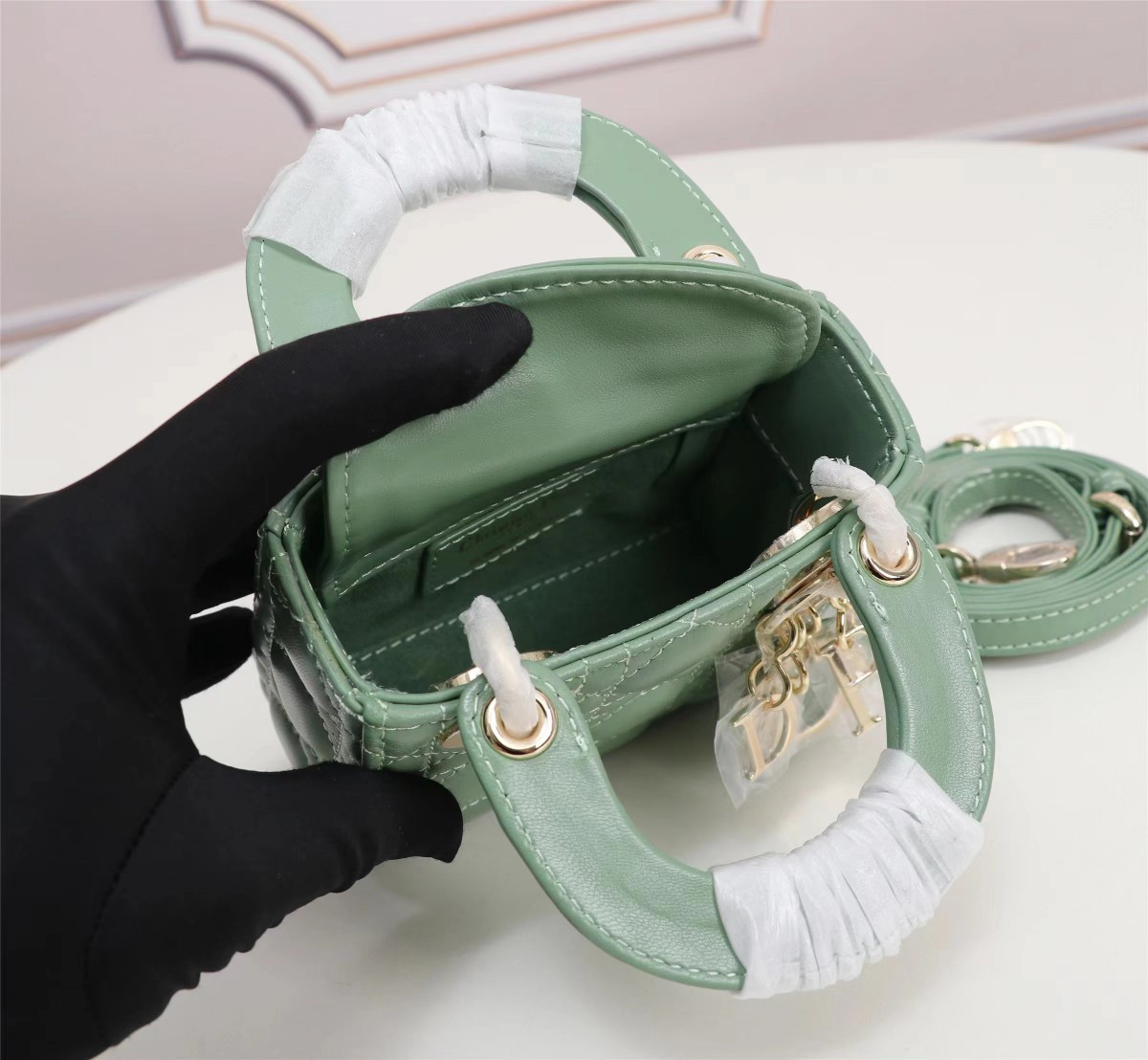 Lady D10r Micro Bag